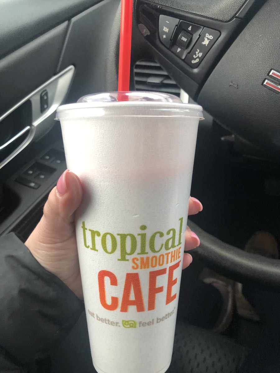 skysumpter's tweet photo. super disappointed @tropicalsmoothi bloomington...inaccurate or bad ingredients were used in my kiwi quencher today 🤢🤢🤢 https://t.co/CngT9JFkad