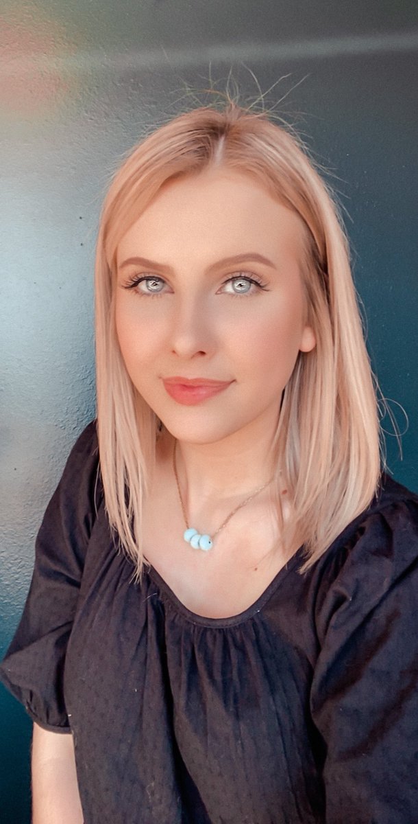GrayBannowsky's tweet photo. Spring time and sunshine, my two favorite things. 🤩 https://t.co/5UDorCbV3U