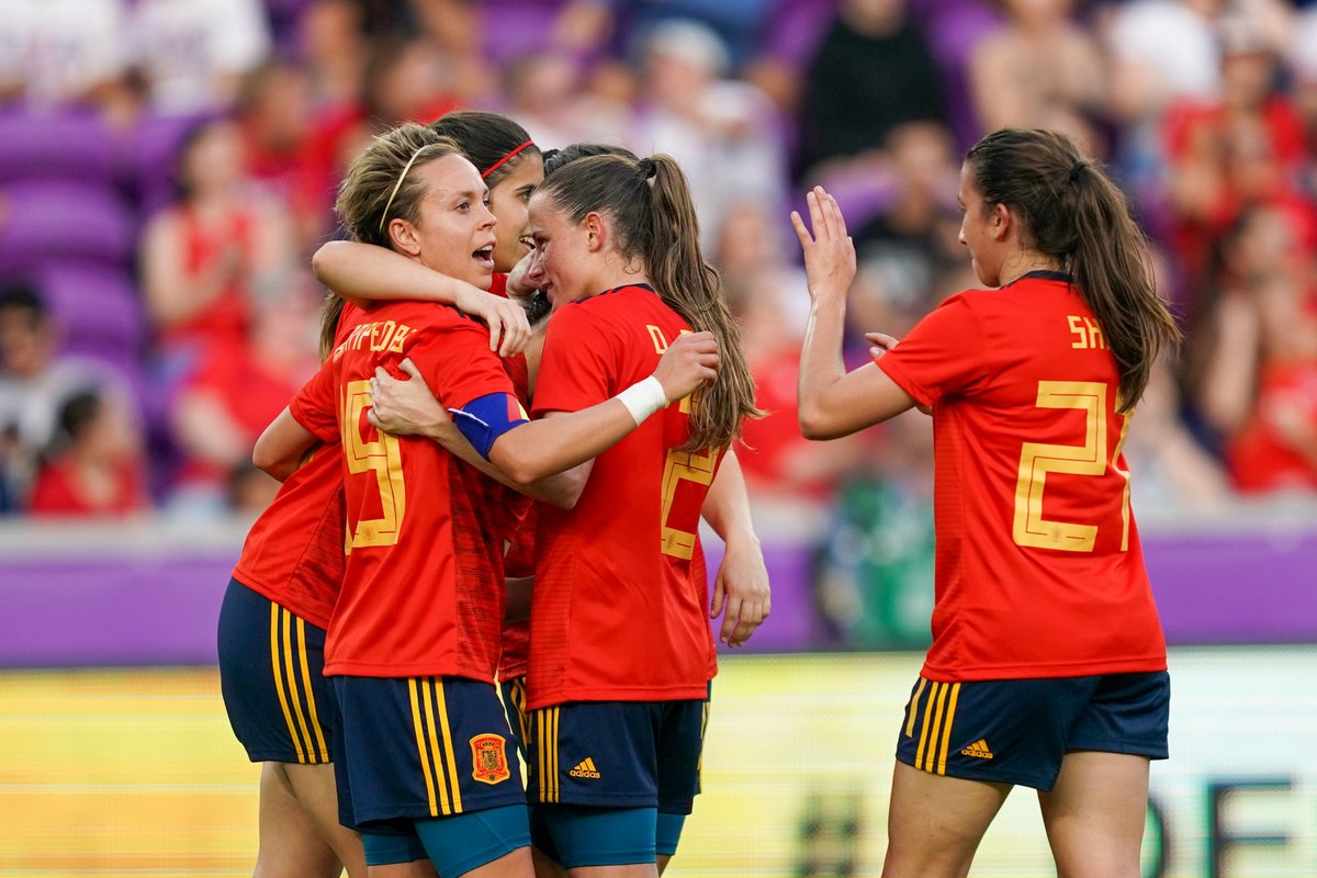 SEFutbolFem's tweet photo. 📝 CRÓNICA | 'Magic' España se impone en grande a Japón (3-1). 

#JugarLucharYGanar

🔗 https://t.co/S1DRJmQ0Lt https://t.co/yD1y90gOHv