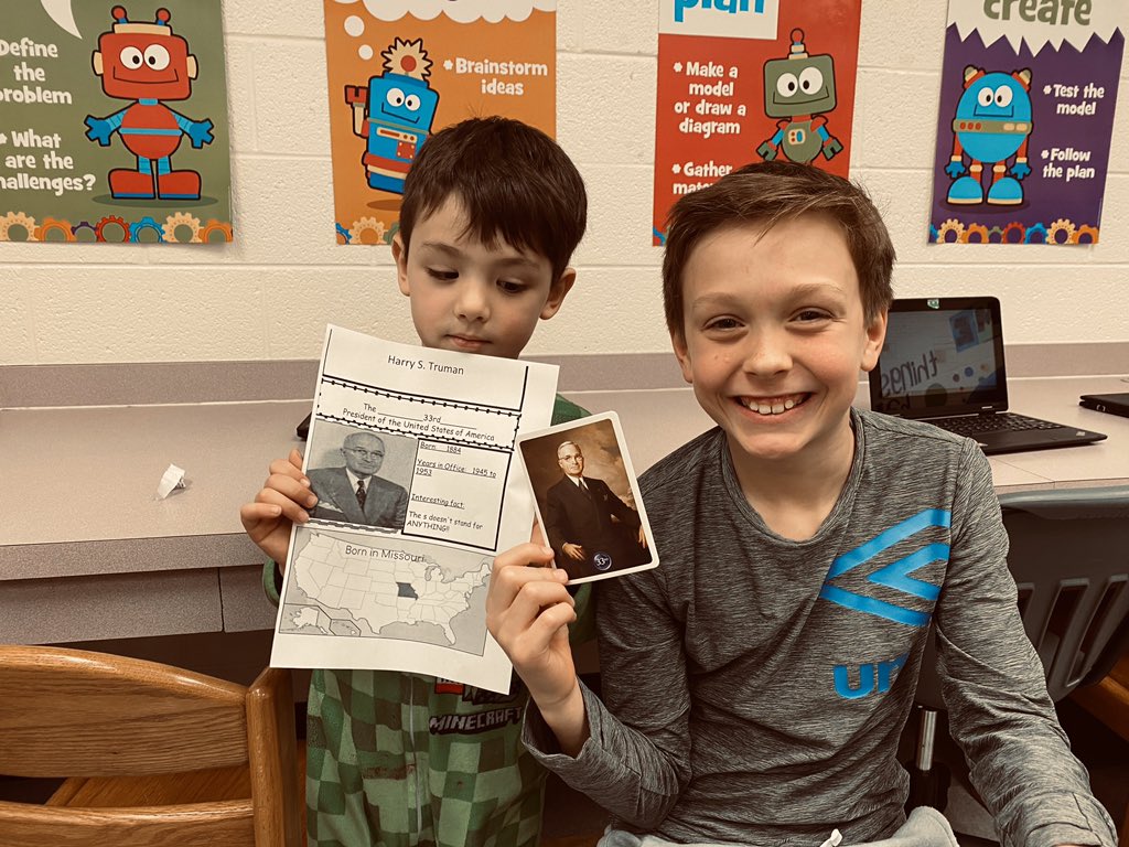 We loved collaborating with our kindergarten friends to research presidents. So proud of my fifth graders for being great helpers and role models! <a href="/RoundHillES/">Round Hill Elem</a> <a href="/HashTagRHES/">Kindergarten Bears</a>