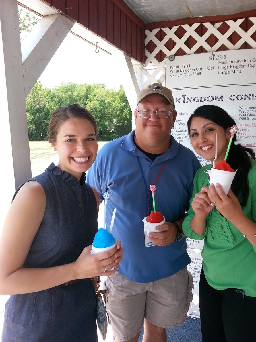 @ArezowDoost Hey! Do you recognize this guy? Lol @M1keKinney Thanks for everything you two taught me at @CBSDFW You both are so kind & amazing at what you do!