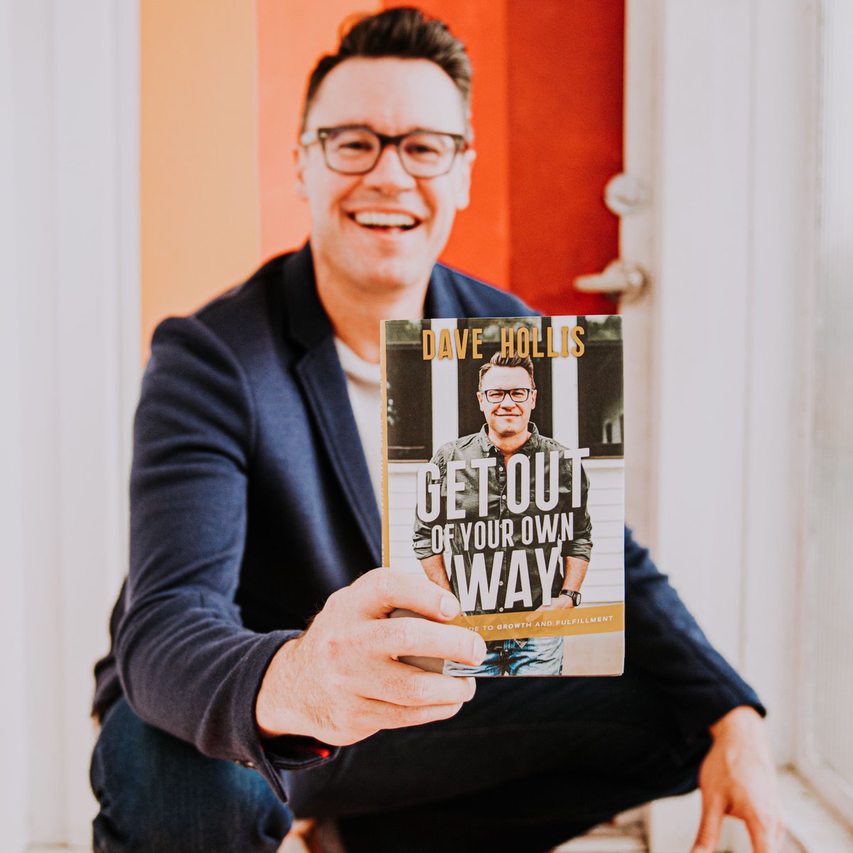 MrDaveHollis's tweet image. If you’ll be getting your crew together on March 10th to head to your local @target, @barnesandnoble, @audible to snag your very own copy of Get Out Of Your Own Way, don't forget to use #getoutofyoutownwway + share your thoughts with me 🕺
👇 👇 👇 👇 👇
bit.ly/39ZXTFu