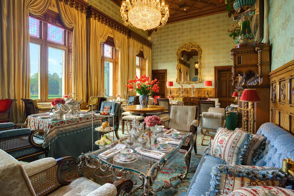 #PerkAlert Stay at the former #Guinness Family Estate! Today's #TravelBackThursday features @AshfordCastle in #Ireland offering exclusive Perks including daily breakfast and complimentary green fees. Book a stay: fivestaralliance.com/luxury-hotels/… #TravelDeals #TravelOffers #LuxuryTravel