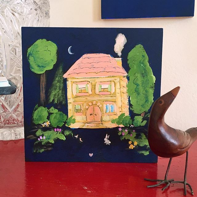 ArtworkByAllyn's tweet image. I made this while I was painting something larger, that’s not looking so good 😐 Do you ever like the quickie pieces more than the ones you’ve put thought into? While not a masterpiece, I think it has some charm ✨ #allynhoward #smallwork #paintingonwo… ift.tt/39ueqRo