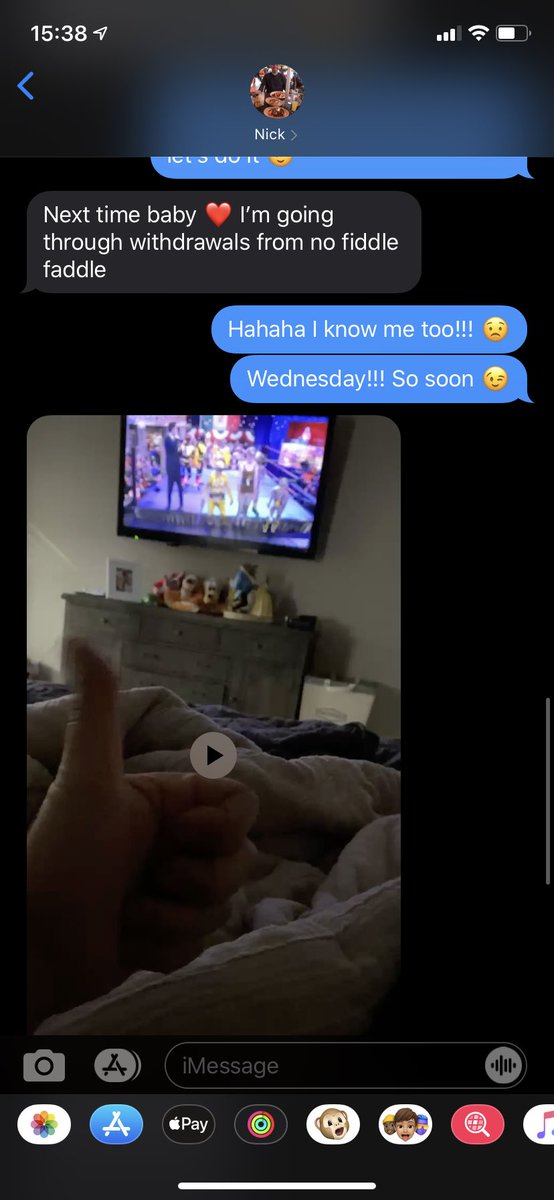 brittcarava's tweet photo. When I teach my bf how to fiddle faddle on the @DisneylandToday app for fast passes and he sends me this 😂 he’s doing thumb exercises so he’ll be ready for our next trip to DL &amp; WDW 😂 I blame @AllEarsNet 😋#Annualpassholders #AP #DLRtips #WDWtips https://t.co/orJlfW0llV