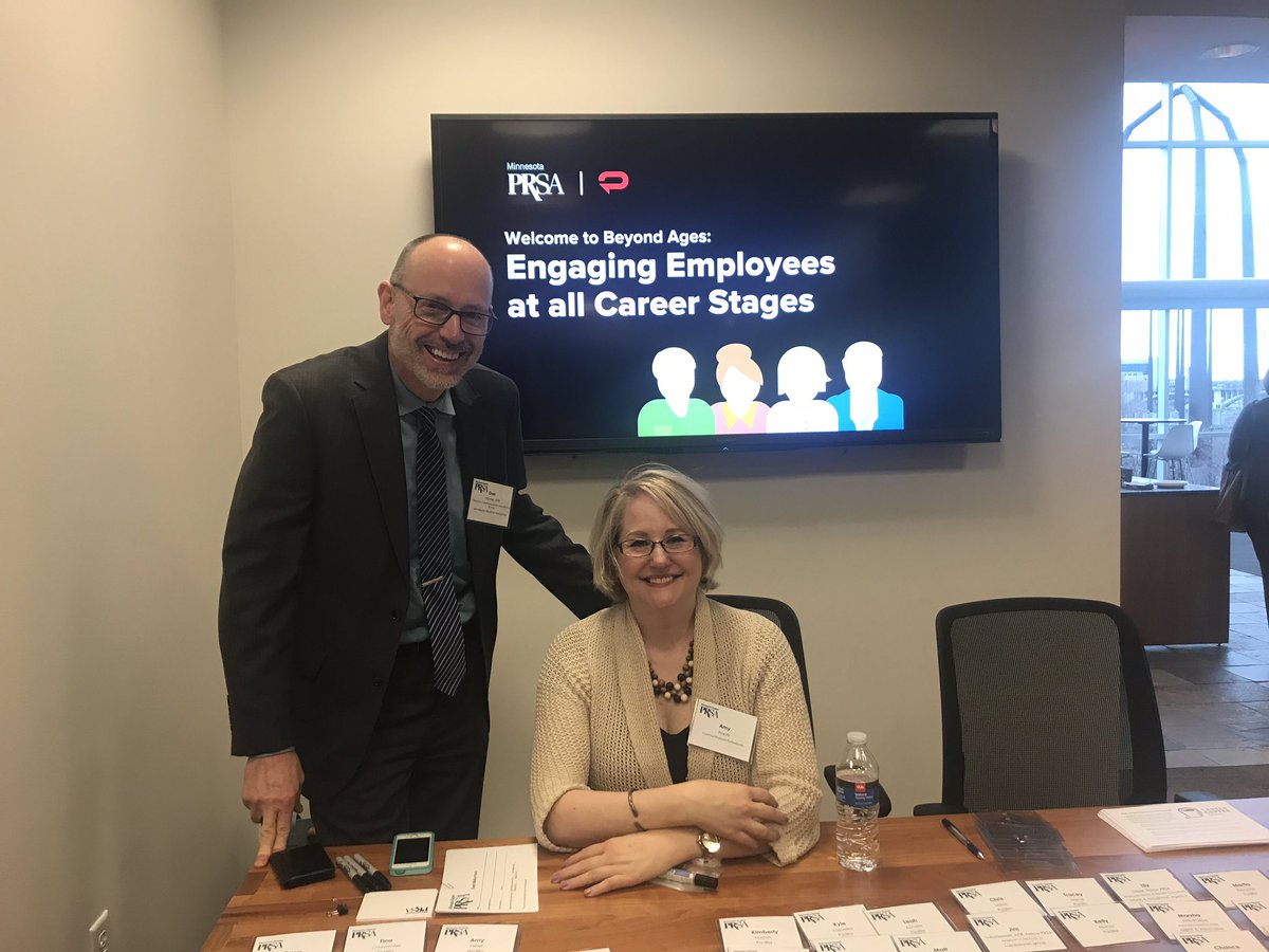 Padilla_Comm's tweet photo. Thanks to everyone for joining us tonight! Gearing up for our #EmployeeEngagement conversation with @MinnesotaPRSA. #engagebystage #padillaproud https://t.co/YmNgKxUAXV