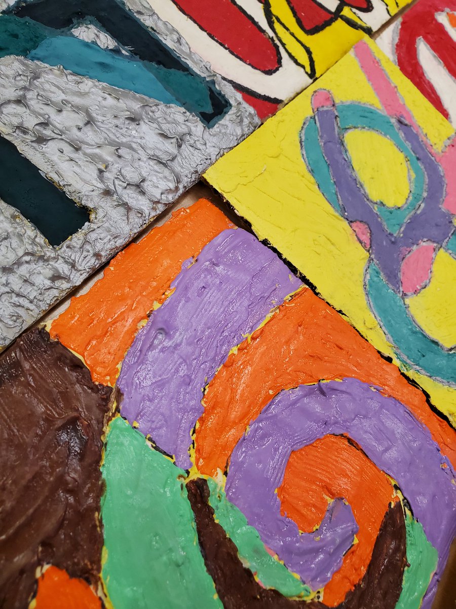 MelanieMitera's tweet photo. Jasper Johns inspired plaster relief sculptures look awesome and I'm excited to read the artist statement for each! @m_south_hs #proud2bMPS https://t.co/a5ete1lHS0