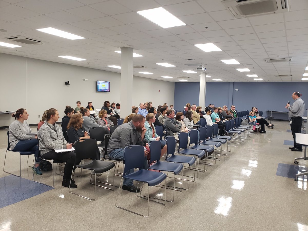 WCCDualEnroll's tweet photo. HCCA is hosting the first of two parent nights to inform students and parents about dual enrollment. We are so appreciative of our partnerships! @WCCDualEnroll @HCCAdothan @wccdothan https://t.co/mTcOtIEgmc
