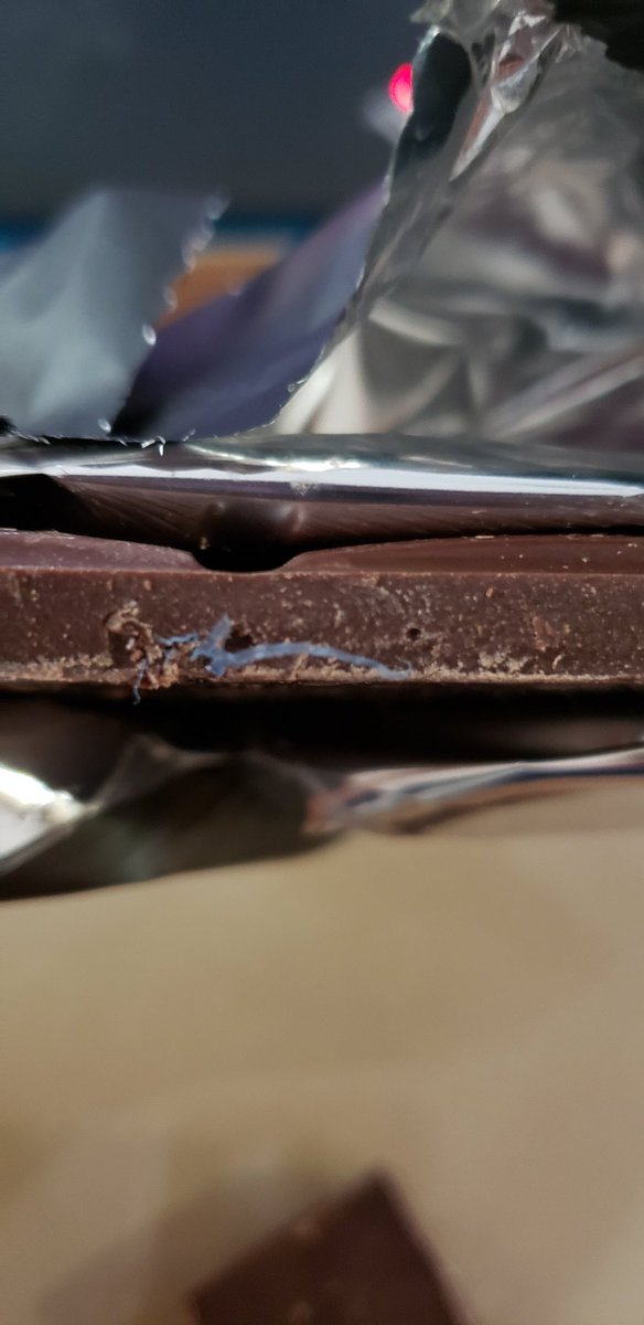 MeghaaC's tweet photo. So much so for packaging and giving allergen info. #Simplylitefoods forgot to mention they put plastic in their chocolate so consumers can swallow it  no peanuts I am allergic to but plastic hell yes.. please watch when u eat guys unless u want to swallow plastic @SimplyLiteChoc https://t.co/vIdvMiLKdR