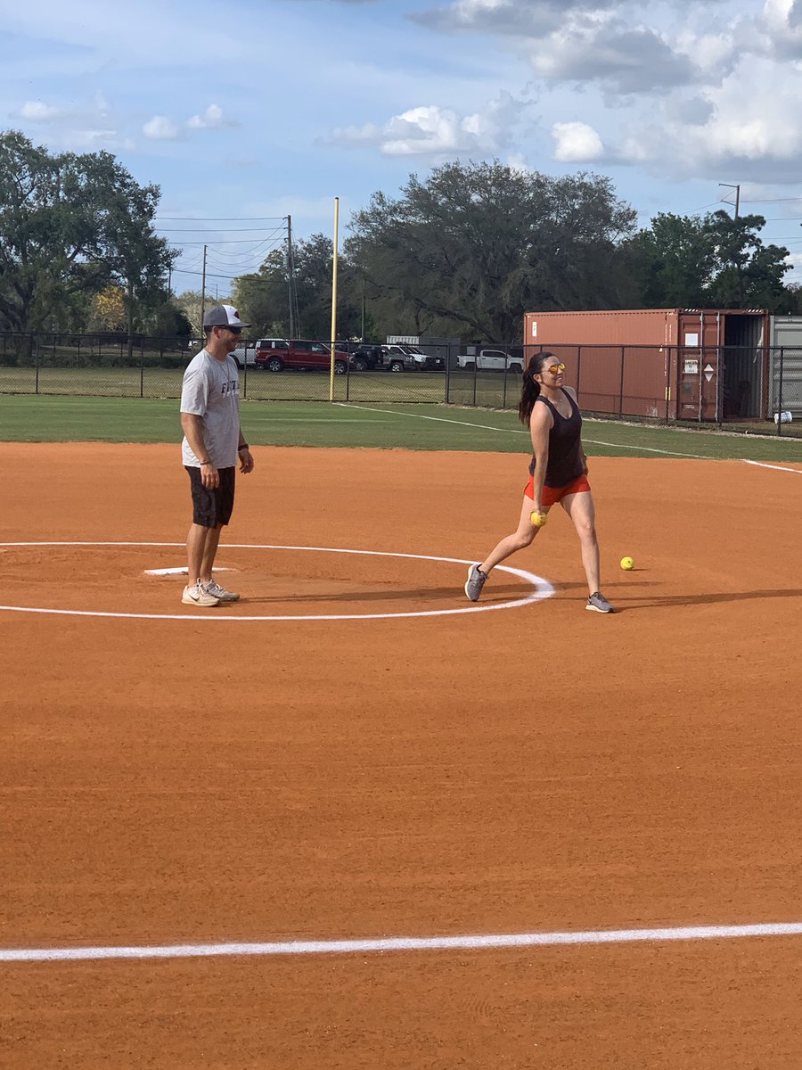 SoftballFca's tweet photo. Today we honored former team captain @kksarasty with the ceremonial first pitch.  Her teammates had some great messages for her. Kaley is currently playing softball at @SEUFireSoftball. #🦁pride https://t.co/tbpQ1HPQJr