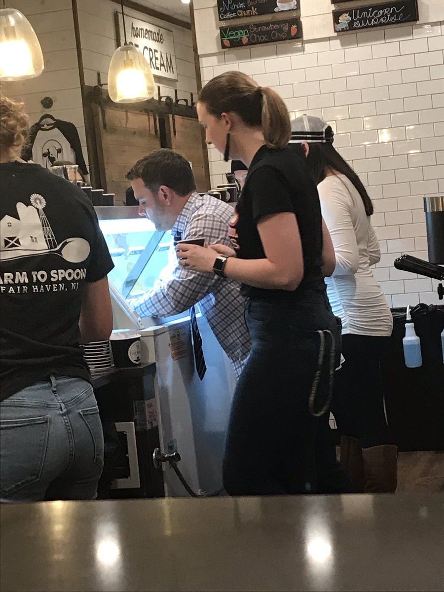 Shout out to these dedicated teachers, serving for a good cause! <a href="/rbmsROCKETS/">Red Bank Middle</a> #nicholascreamery