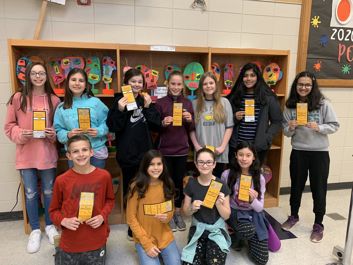 RCEMiddle's tweet photo. Congratulations to this crew of #StudentsofExcellence⭐️ sponsored by #WhichWichofClemson💜🧡 #teamRCE🐾 #loveourstudents💖 https://t.co/ulS86oYamZ