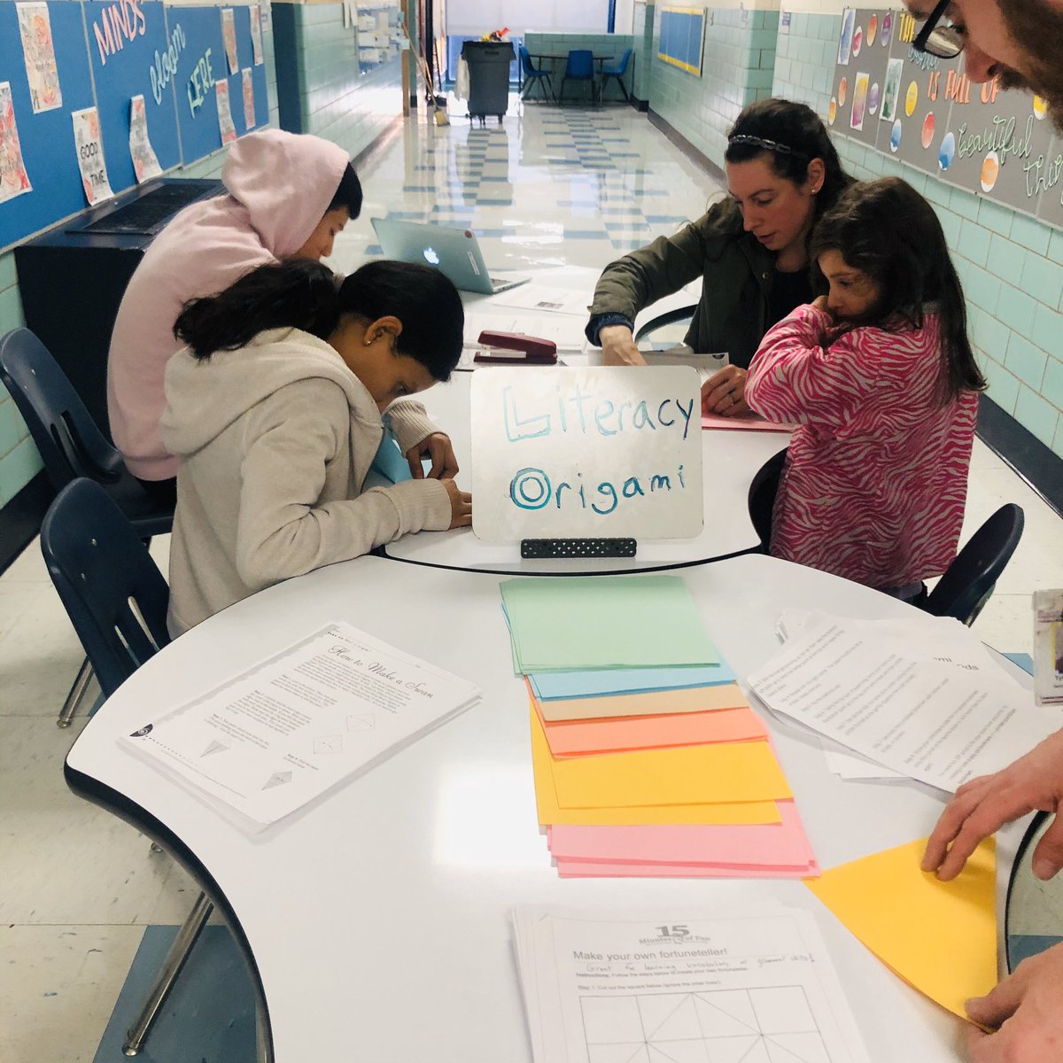 GVC4Belvidere's tweet photo. Literacy Night! Book fair, make and take skill building games, stories and character activities, and much much more! https://t.co/chtU6gnbMt
