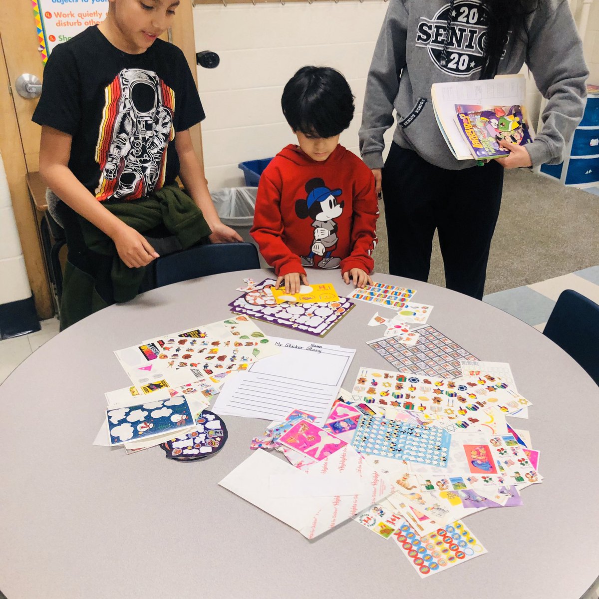 GVC4Belvidere's tweet photo. Literacy Night! Book fair, make and take skill building games, stories and character activities, and much much more! https://t.co/chtU6gnbMt
