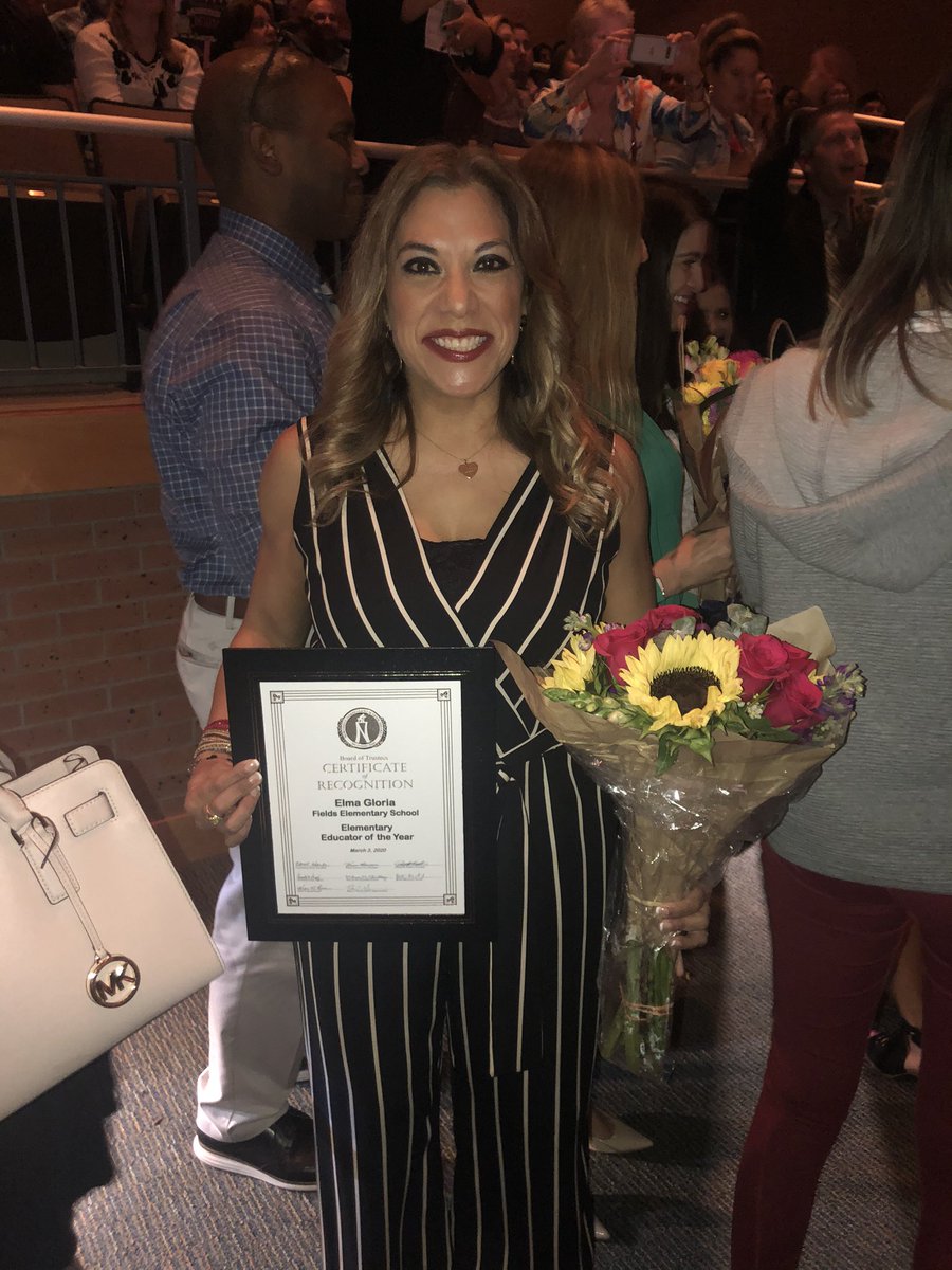 NISDFields's tweet photo. @NISDFields We are so proud of our Educator of the Year and our First Year Educator of the Year! Thank you for all you do Mrs. Gloria and Mrs. Rodriguez! @FieldsFourth @Fields_Library https://t.co/iSVa5J9htK