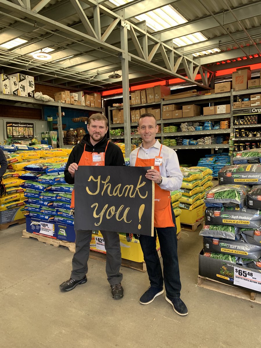 corelli189's tweet photo. Ed, well done team Mansfield getting garden looking sharp!!!! Super #Springready! https://t.co/lSYfYIqPqq