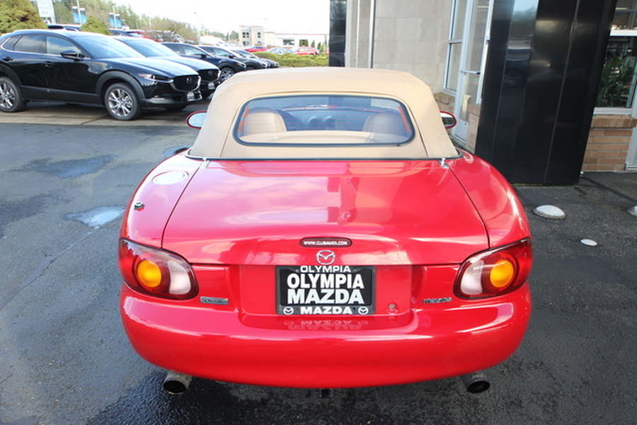 Stop by our store and see this 1999 Mazda MX-5 Miata - available now for just $4,987.

More info on our website: olympiamazda.com

#Mazda #Miata #OlympiaMazda #OlympiaUsedCars #NewUsedCar