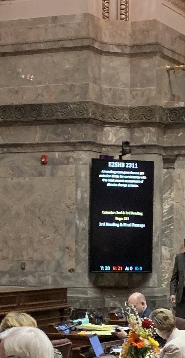 SlatterVandana's tweet photo. 3 years! and WA State bill HB 2311 to update greenhouse gas emissions limits based on current science😊is finally heading to the Gov’s desk🎉thank you @joefitzgibbon @monadas @GovInslee and all those fighting for a clean, livable, beautiful planet 🌎 #waleg https://t.co/VeyDIXfo66