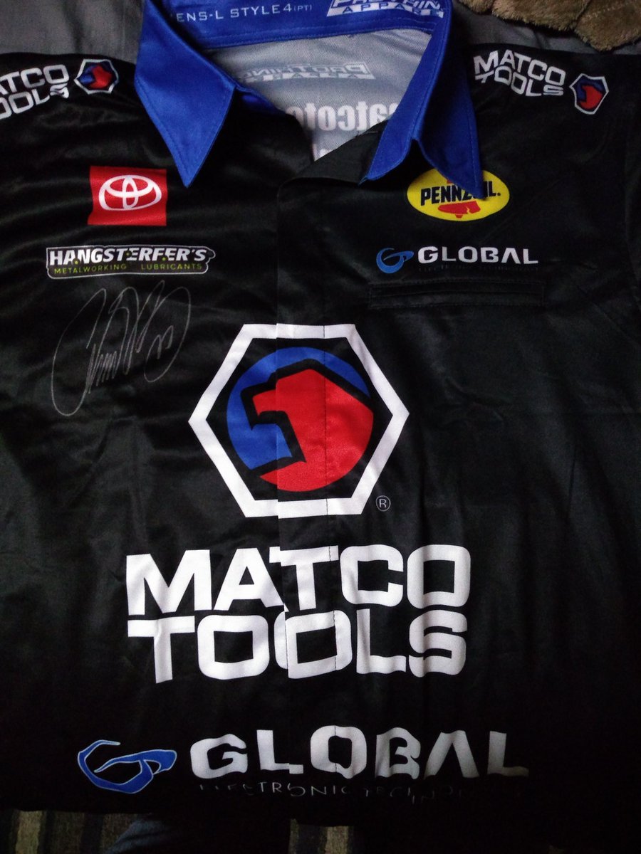 MichealMathis17's tweet photo. Surprised my wife an @AntronBrown autographed driver shirt and Matco Tool VIP tickets to the Saturday nhra event at Atlanta drag strip. #nhraisthebest https://t.co/TNEOltzkPM