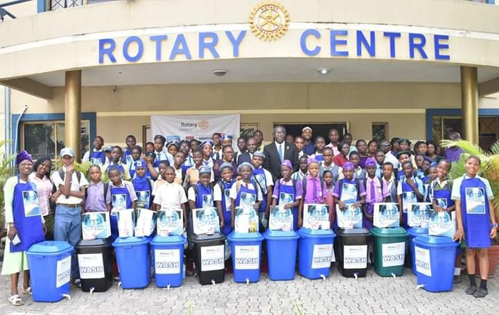 olugbengab's tweet photo. District 9110 sentizise secondary and holds. ” WASH” https://t.co/xGmuQXUZfY https://t.co/epHSKj8MTc