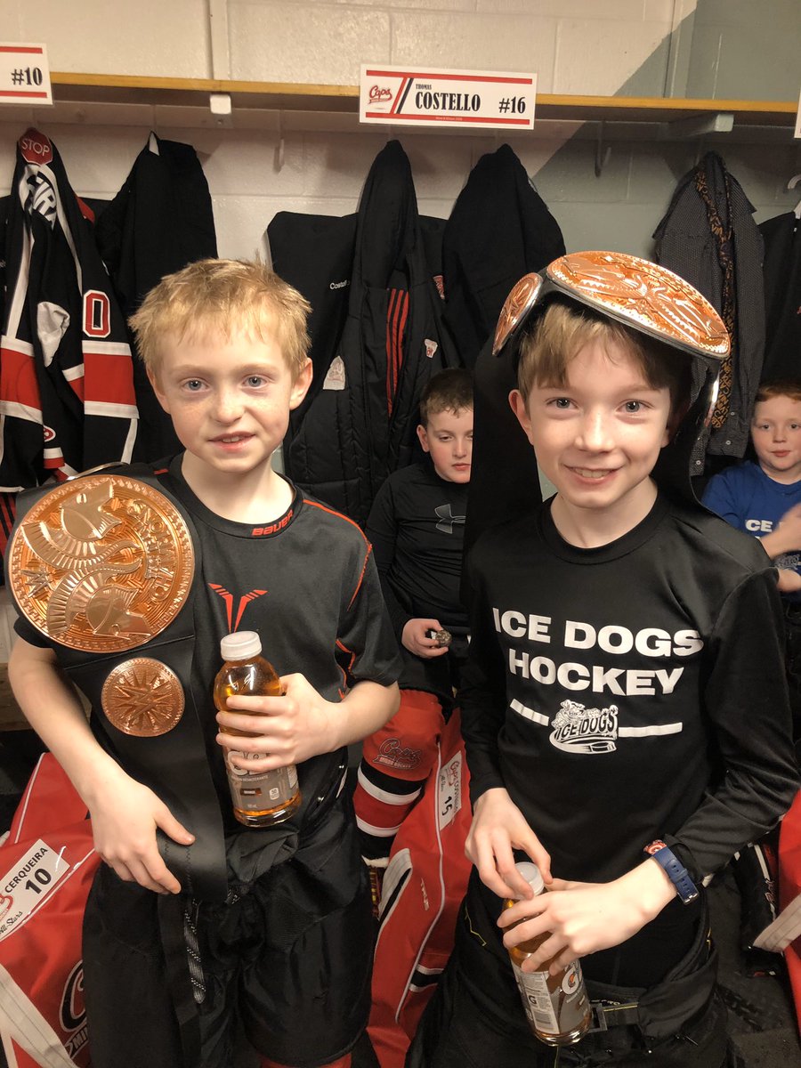 3-2 win for Caps with a goal late in the 3rd of Game 2, @DJHLnews , series tied at game a piece. Tag team duo tonight #capofthegame Graeme Ash and Henry Winter, next Thu at TR for Game 3.
