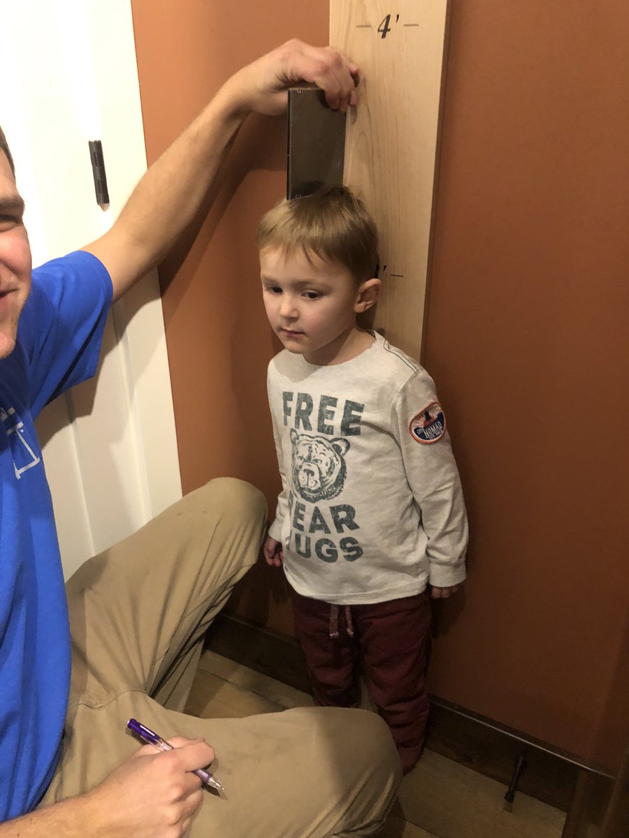 AaronOverholser's tweet photo. I love statistics. It is going to be fun to see how this plays out in the years to come! #talldad #shortmom #averages https://t.co/bOjtsn2DZp