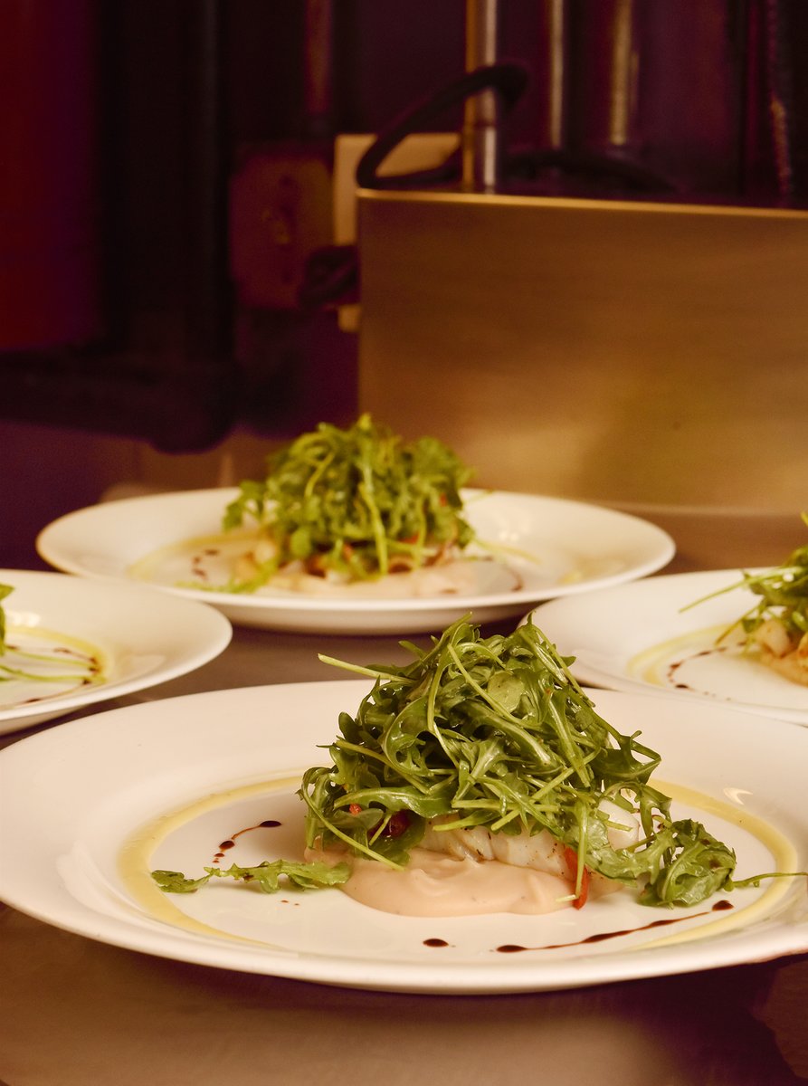 Grotto37's tweet image. Are you an appetizer person or do you go right for the entree? 

(Or maybe you're like us and you do an app, entree and dessert every single time 🤗)

#bostonfood