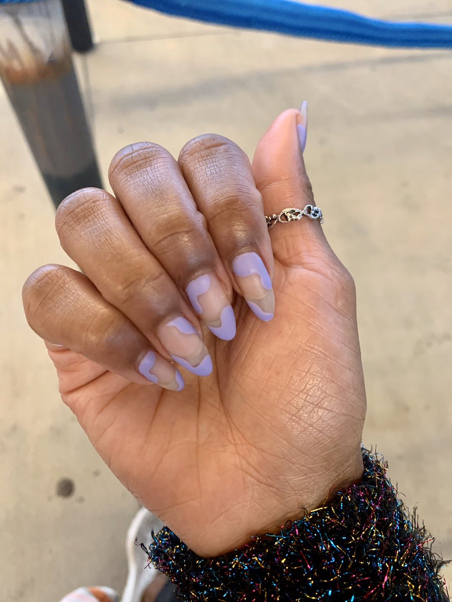 It’s been a week, but hi these my nails.