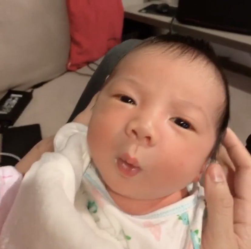 aeiaoey's tweet photo. น้องเจนท์55555555555555 ทำปากจู๋ได้แล้วหรอคะ น่ารักอ่า55555 https://t.co/EeE3u9mpLf