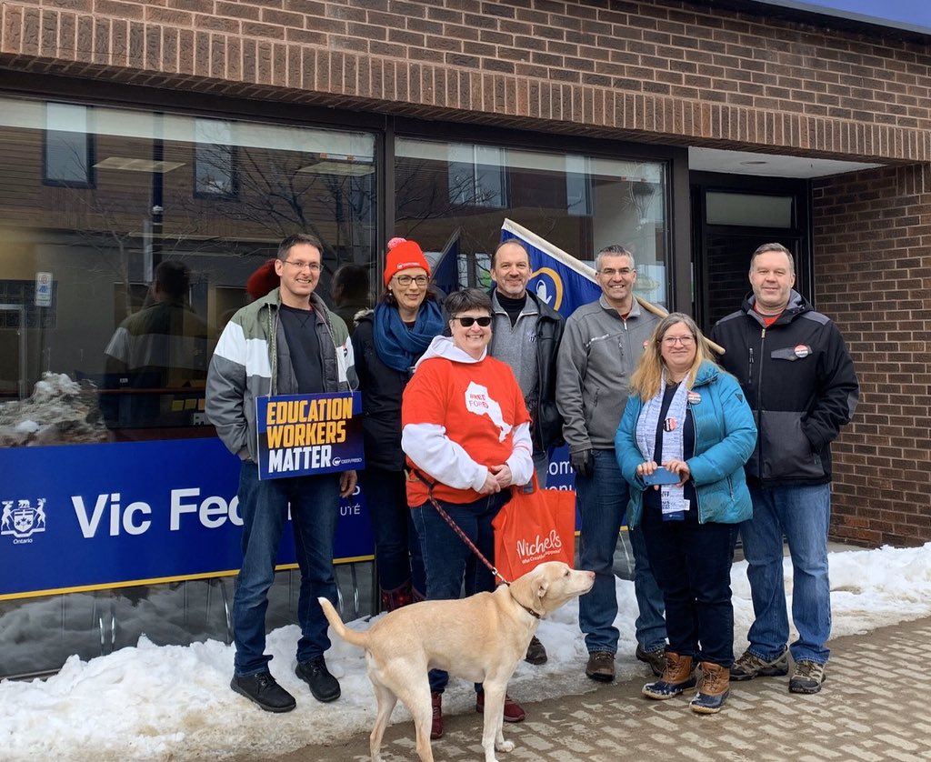Big thank you to @HarveyBischof & @karenosstf for your visit to District 4 today.  Your dedication to the members of @osstf is unwavering and your support greatly appreciated. @District4TBU #solidarity #nocutstoeducation