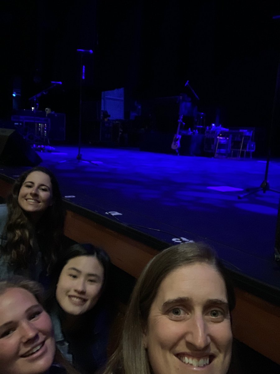 uncwomensgolf's tweet photo. We may or may not be just a little bit excited for the private Darius Rucker concert that is about to go down!! Perks of an incredible tournament hosted by incredible people!! #DRI20 #GoHeels #Mightenduponstage https://t.co/DC8vv8He7f