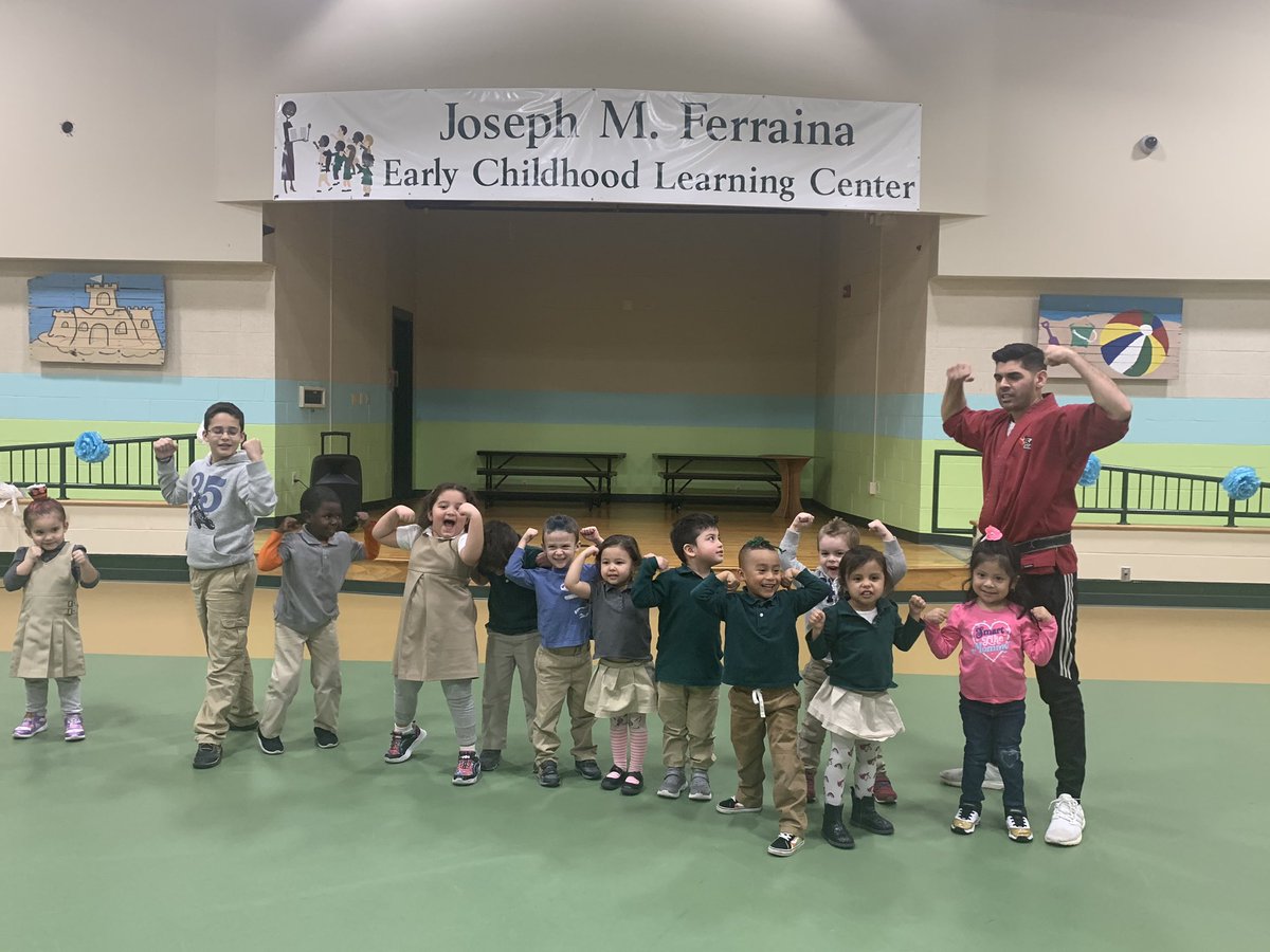 JmfPta's tweet photo. Our PTA MEETING brought our community and families together with some dance and karate! @jmfeclc @SatoriAcademyNJ @InfoMda #wcmm @NatalieBauer20 @mcarr_lb @LaurenToffel @kimsw2871 https://t.co/HpKBKkrYxv