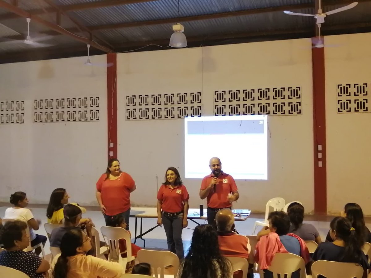 ONMPRICAM's tweet photo. “Mujeres Motor de México” CAMPECHE - TIXMUCUY
Con el objetivo de concientizar en temas de #Equidad y como Marco el #DíaInternacionalDeLaMujer, el #ONMPRICampeche junto con #PRIEstatal y #ComitéMunicipal llevan a Tixmucuy en Campeche el Taller “Tipos y Modalidades de Violencia” https://t.co/eDpNmIYBcb