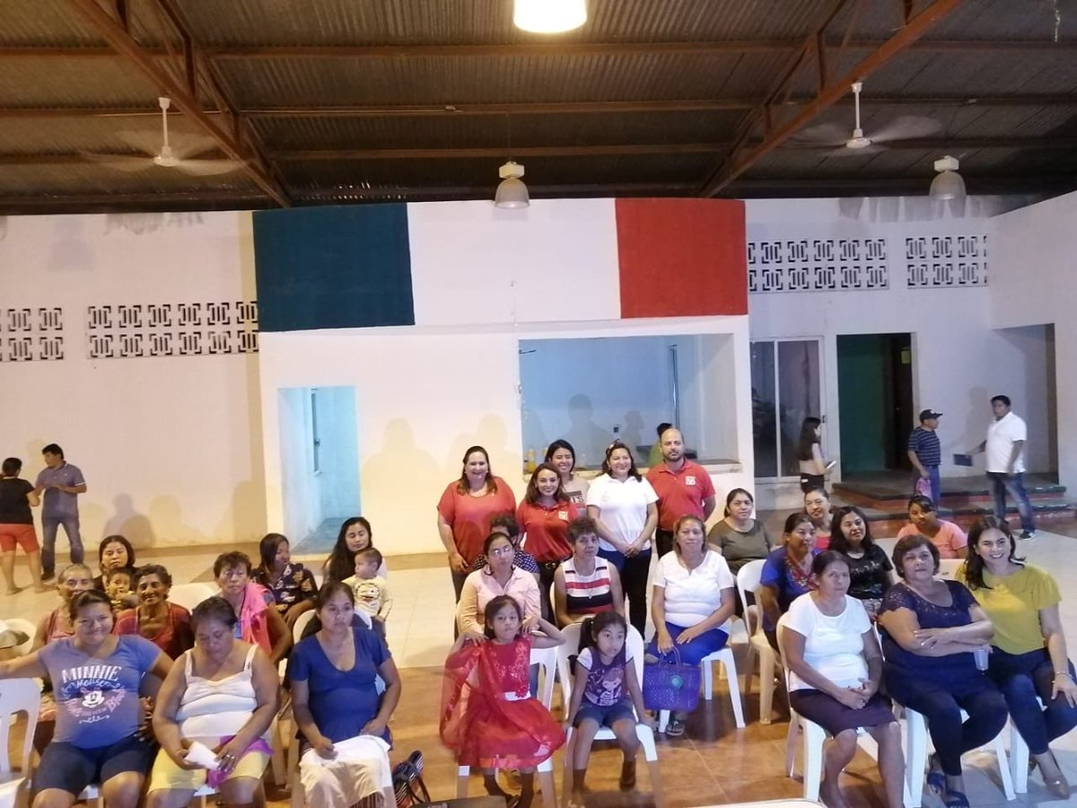 ONMPRICAM's tweet photo. “Mujeres Motor de México” CAMPECHE - TIXMUCUY
Con el objetivo de concientizar en temas de #Equidad y como Marco el #DíaInternacionalDeLaMujer, el #ONMPRICampeche junto con #PRIEstatal y #ComitéMunicipal llevan a Tixmucuy en Campeche el Taller “Tipos y Modalidades de Violencia” https://t.co/eDpNmIYBcb
