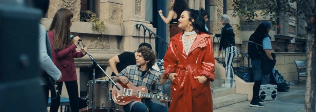 dannalisse's tweet photo. TE AMO DEMI!!!!
#DemiIsBack https://t.co/R3G1ZToXuQ