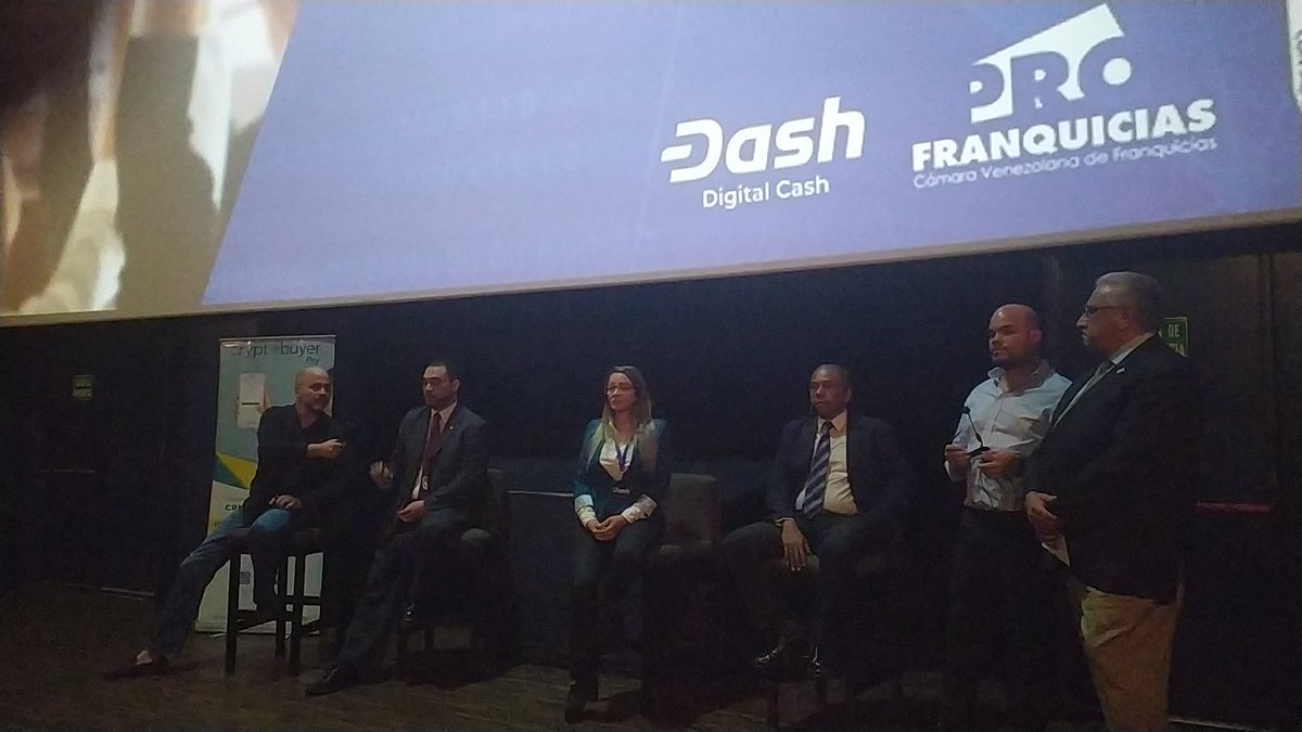 DashMallParking's tweet photo. El equipo de Dash Mall and Parking queremos darle las gracias a @ernestocontrer y @profranquicias por la invitación al equipo de expositores en "El ABC de las Criptomonedas" y a los equipos presentes @dash_text @dashhelpme @ernestocontrer @DashImpulse @Dashpay @ernestocontrer https://t.co/TwYu4Waf9g