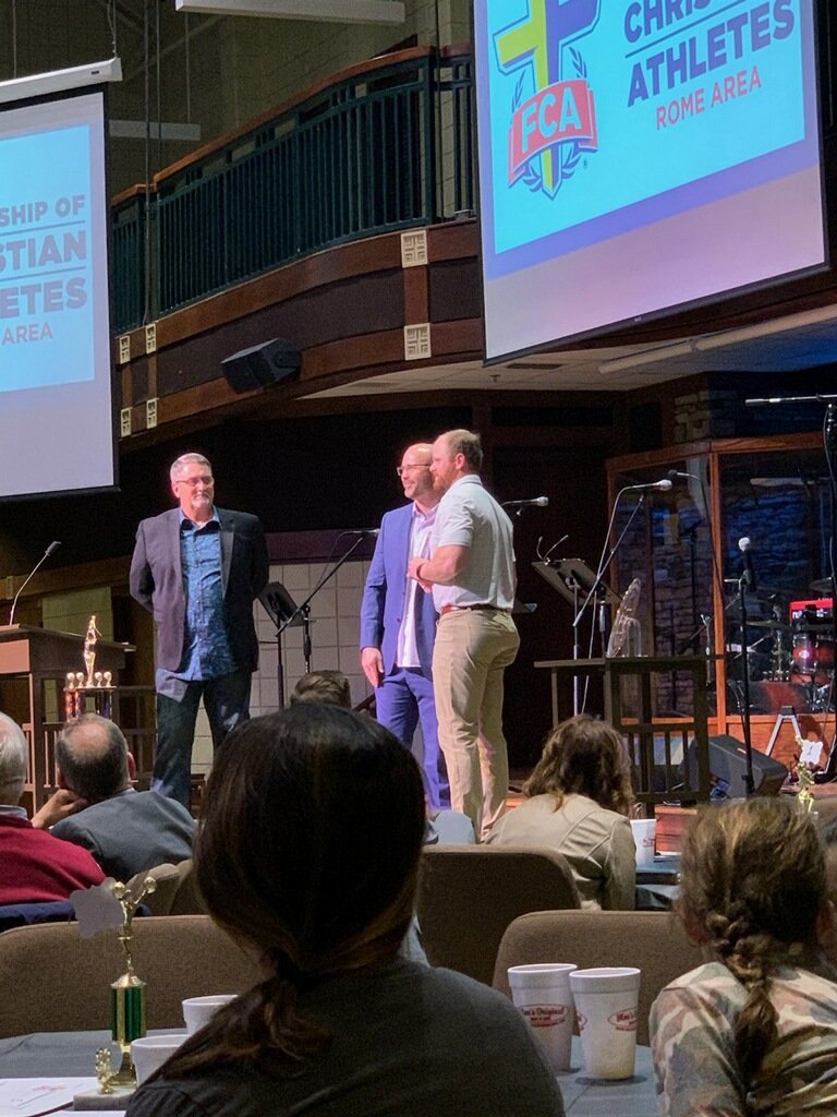 BaseballDAR's tweet photo. Congrats to Coach Collier for being selected as Floyd County FCA Male Coach of the Year! Great man, husband, and soon to be dad; Well deserved! @fcaromearea @DarlingtonTiger @hometown @StewartRomeSE https://t.co/Qiyu1XbaB3