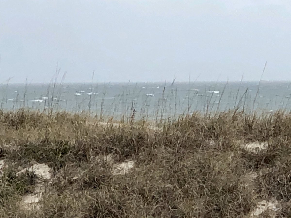 NoLimitsCharter's tweet photo. Angry ocean ahead of storms! #wherethewatersreach #whatthefin #stormyocean #fernandinabeach #coastalstorms https://t.co/oQJPYsL52l