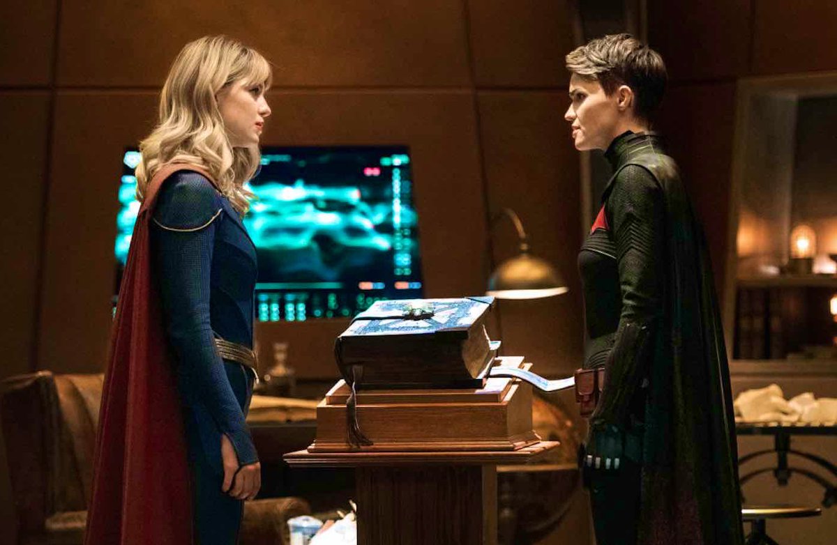 superflashwest's tweet photo. Pick a duo https://t.co/4NOTomvkcx