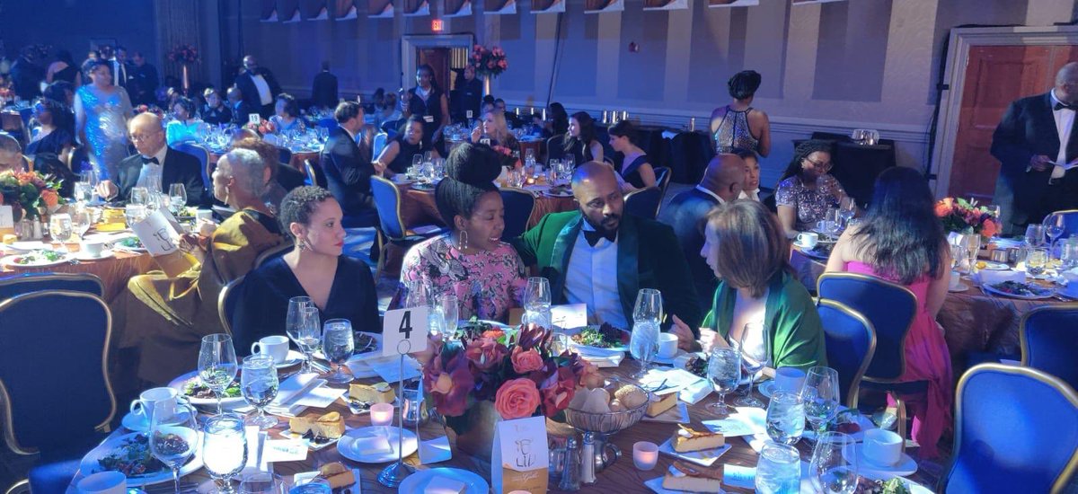 All year long <a href="/UPS_Foundation/">The UPS Foundation</a> never misses an opportunity to give generously 😍 and remains an avid champion of the United Negro College Fund. 
Tonight <a href="/UPSers/">UPSers</a> are in attendance to support the <a href="/UNCF/">UNCF</a> 76th annual A Mind is Gala 
#UNCFDC
#UNCF
#UPSers