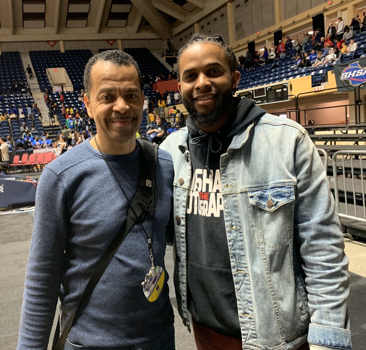 DwaShawn's tweet photo. You all look up to famous people. I look up to real people @TyPhotog #LEGEND #GHSA #photography #photographers https://t.co/1QkeBmjGAx
