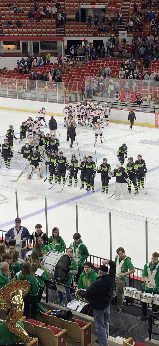 croninjm's tweet photo. Not a bad season. Only 4 teams in the State get their mugs on the Jumbotron at the Coli for intros. Tough loss in the semifinal at State. Girls thank everyone for the support. @BeloitAthletics https://t.co/WLJ3JnYbKR