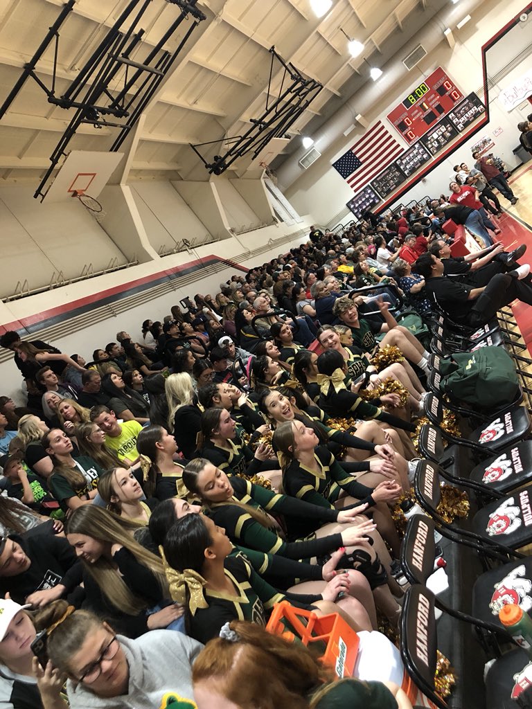 sierrapacifichs's tweet photo. T-minus 30 min till game time #keepingupwithSP https://t.co/U4xcvtRBZz