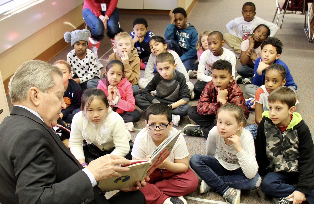 Today I took a turn as guest reader to Mrs. Weller’s 2nd grade class at Pakanasink, where they are celebrating Dr.Suess all week long!!  I read Fox In Sox (quite the tongue twister).
