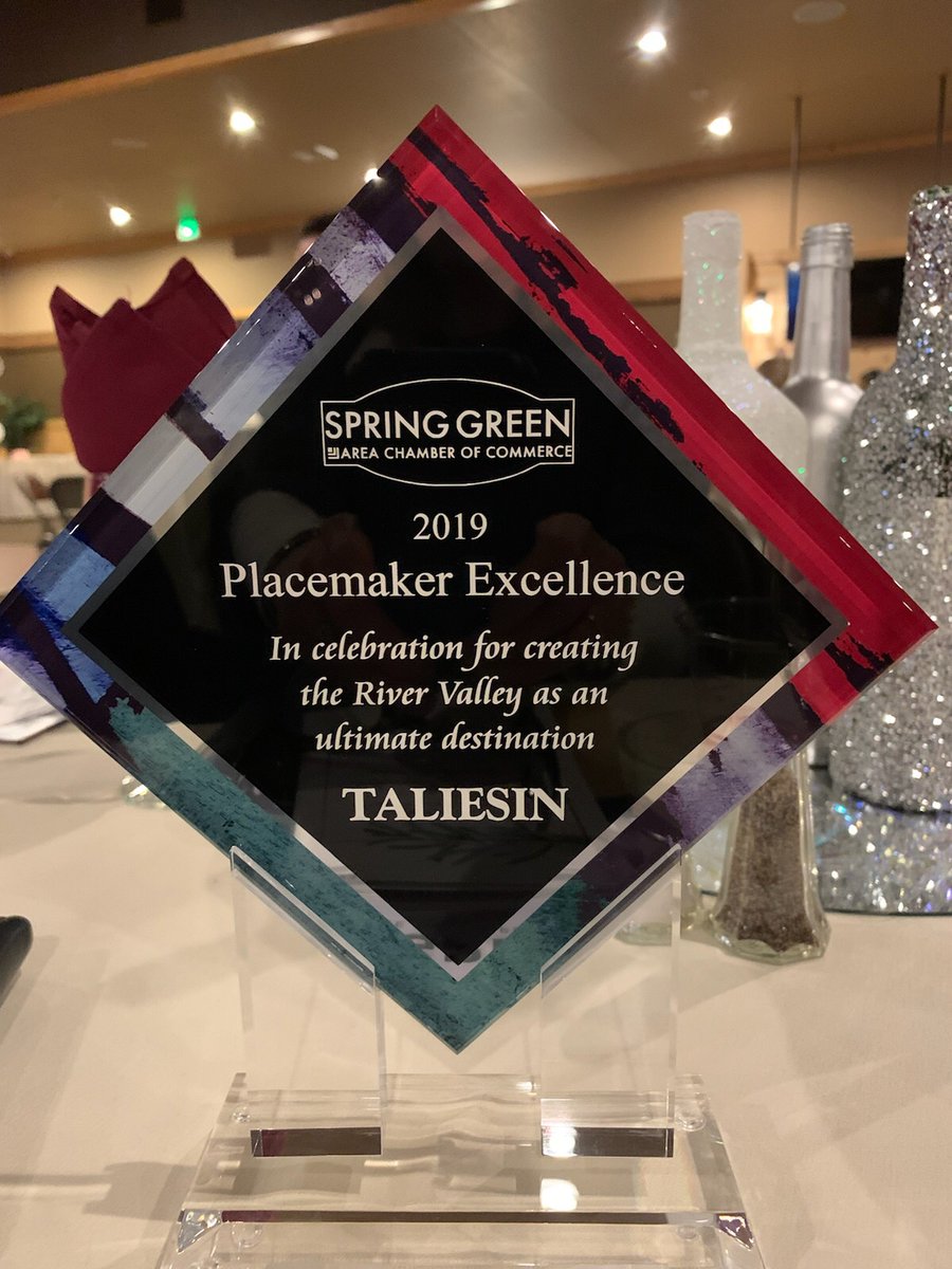 taliesin_wi's tweet photo. THANK YOU @SGACC &amp; the Driftless Area community as a whole for this honor! #ThankfulThursday https://t.co/cpvNMazQzr