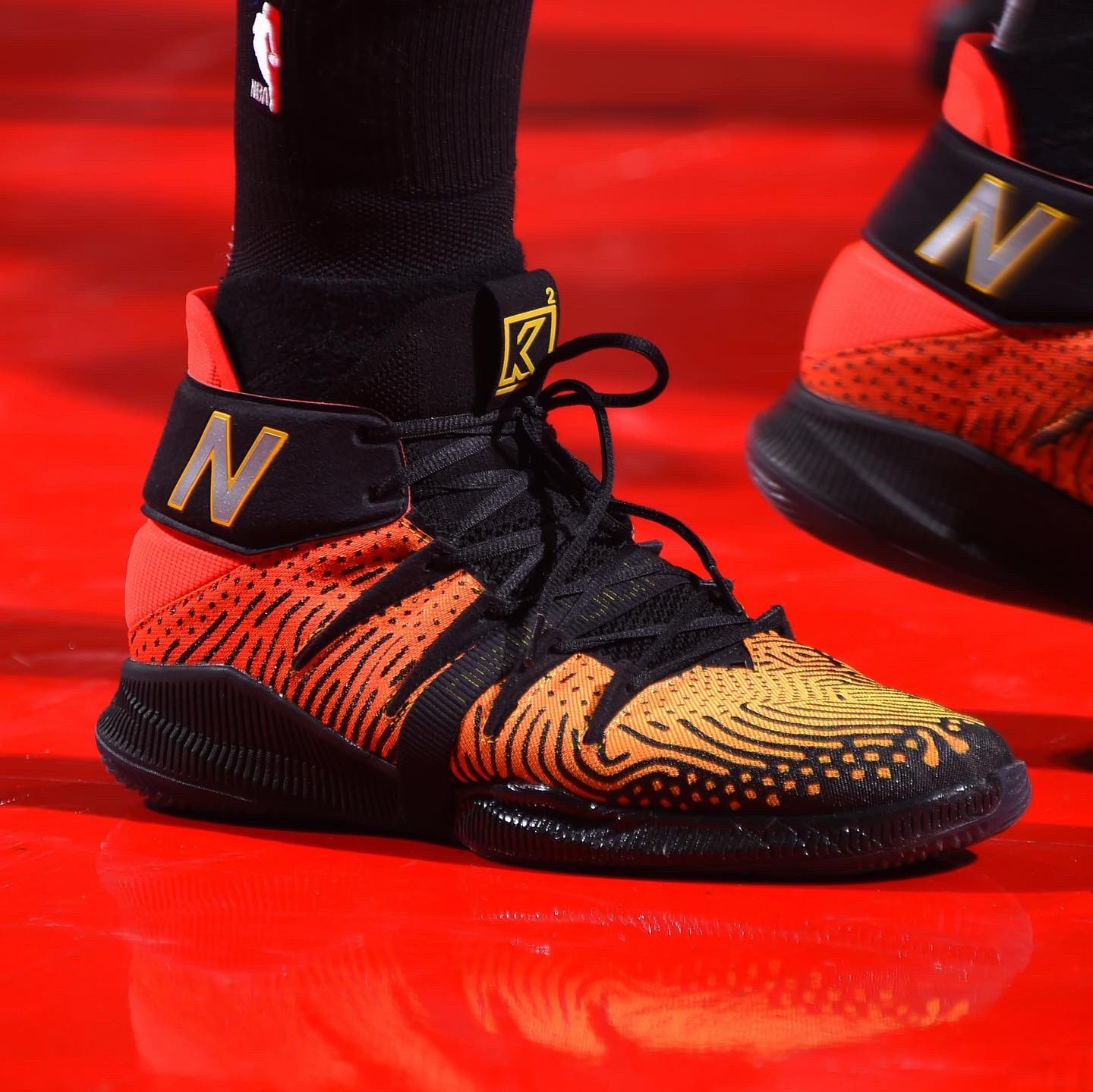 NBA KICKS on X Kawhi Leonard in the Sundown New Balance OMN1S in Houston NBAKicks https t SuTIDthRKi X