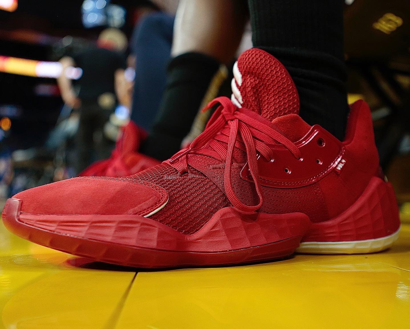 🏀 #NBAKicks 👟 on "Kyle Lowry's adidas Harden Vol. 4 PE Francisco! #NBAKicks #WeTheNorth https://t.co/NZecqK4p5p" / Twitter