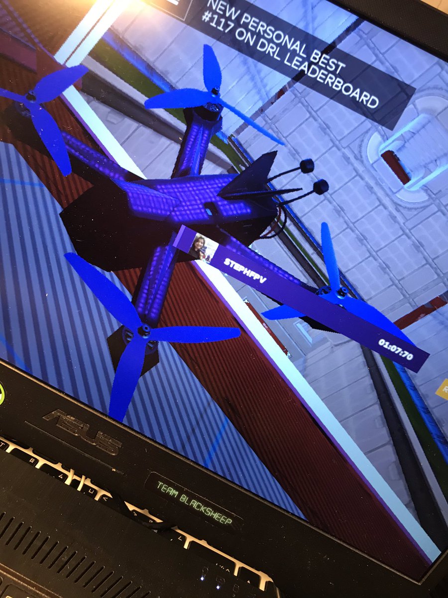 stephfpv's tweet photo. Haven’t been this focused in a long time 😂 #DRLSIMLive @DroneRaceLeague https://t.co/6FD79UB5Qb