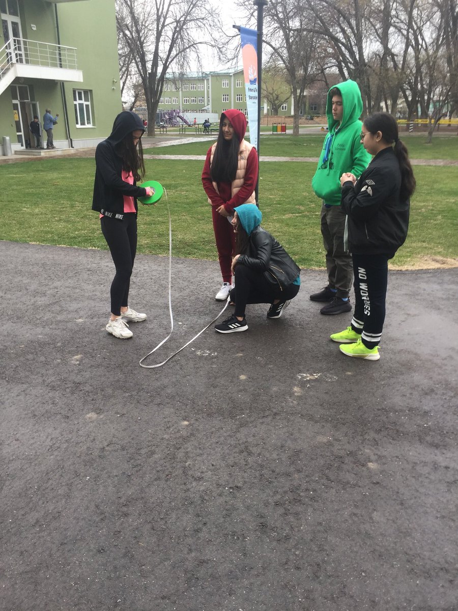 shannon_doel's tweet image. It was a rainy morning but my MYP3 Ss still wanted to go outside and use their knowledge of trigonometry to find the height of various structures around the campus. #tashschool #mypmathematics