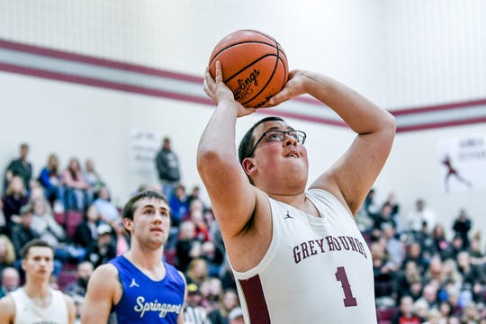 brian_calloway's tweet photo. Blake Blanchard has always dreamed about one day getting to actually dress and play.
It happened Thursday for the Eaton Rapids team manager with autism, who hit the court and scored. https://t.co/qXOxhkVjwc via @LSJnews https://t.co/dZaxo9Eyg4